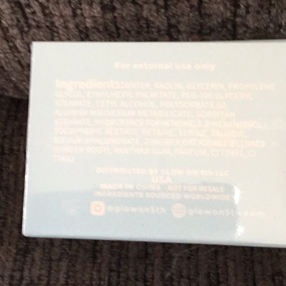 GLOW ON 5TH BEAUTY Brightening mud mask - Picture 2 of 3